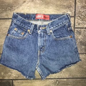 Blue relaxed jean shorts